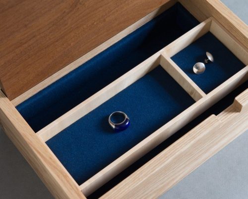 Baize: The Ideal Material for Lining Boxes and Furniture