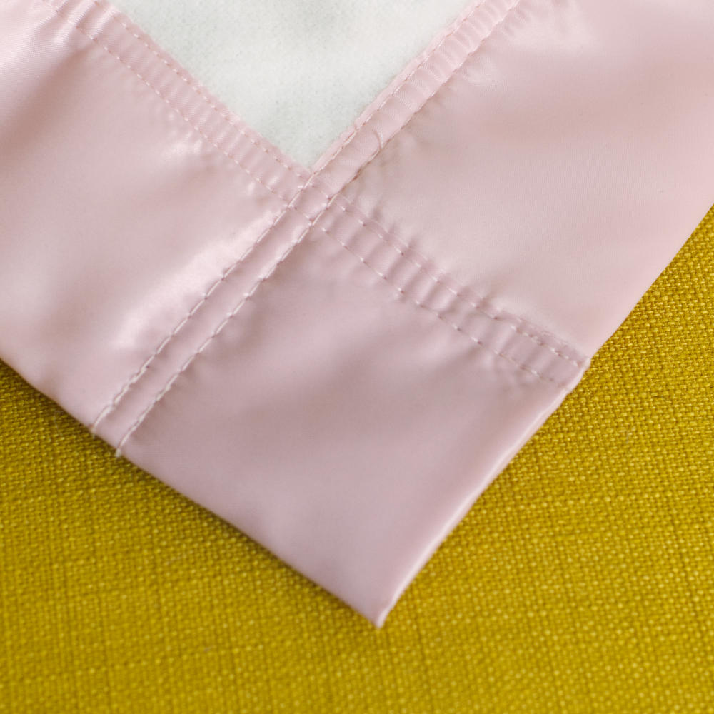 John Atkinson 100% Merino Wool baby blankets with p satin trim for cots and pramsink